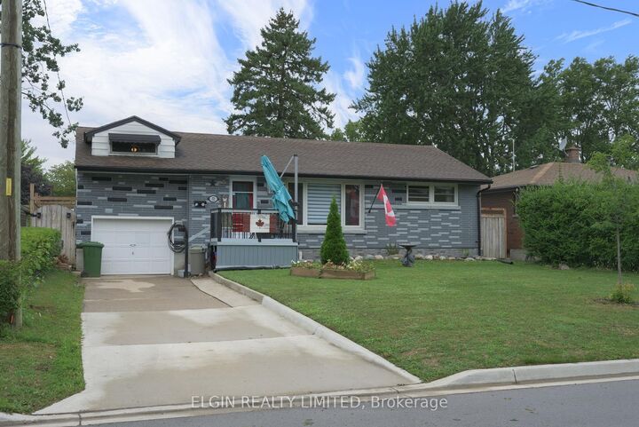 Property Photo:  32 Coyne Street  ON N5R 4X8 