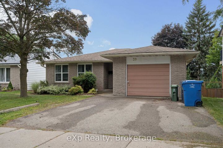 Property Photo: 39 Keats Crescent ON N1G 3B1