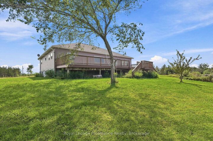 Property Photo: 402 Black Road ON K0K 1W0