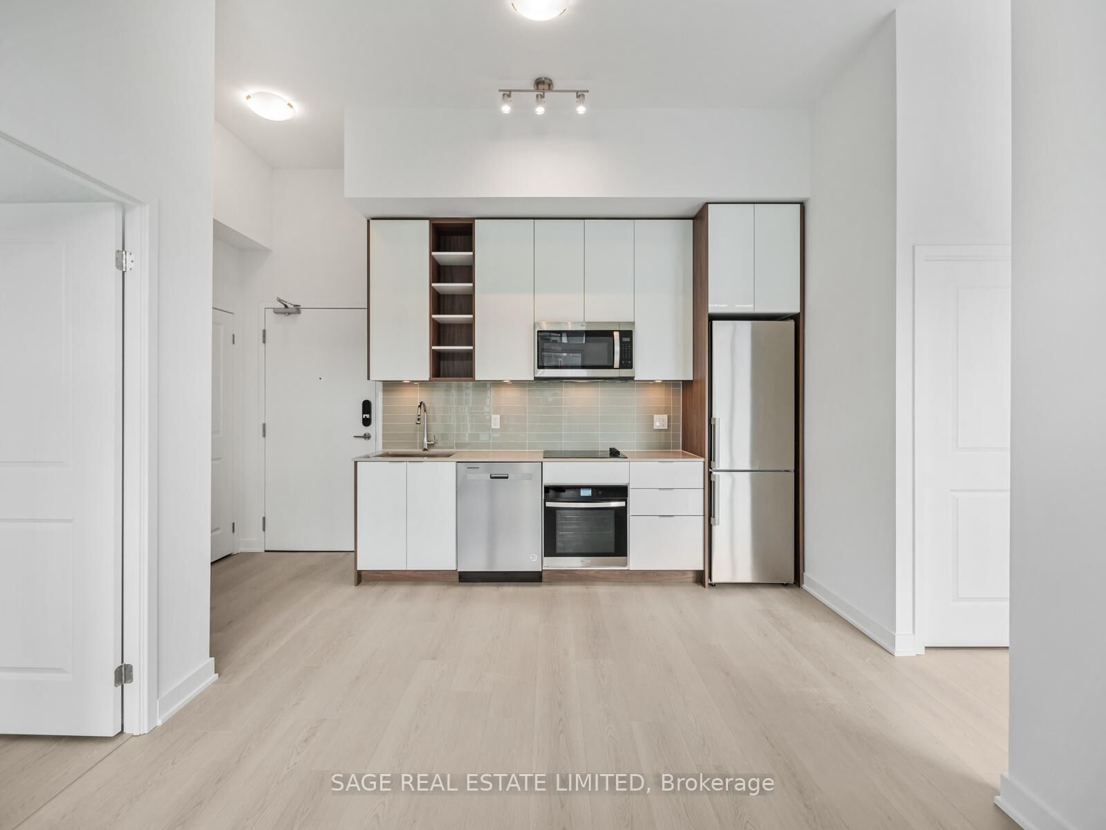 Property Photo:  543 Richmond Street W Lph10  ON M5V 0W9 