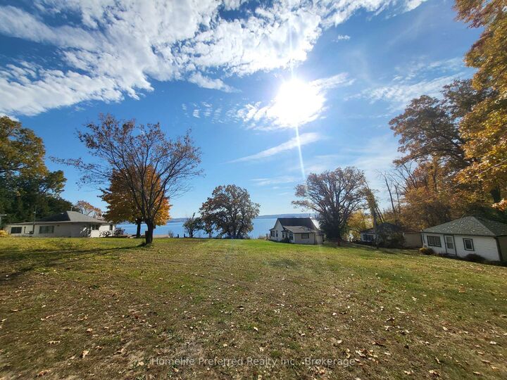 Property Photo: 80 Ivey Lane ON K0L 2G0