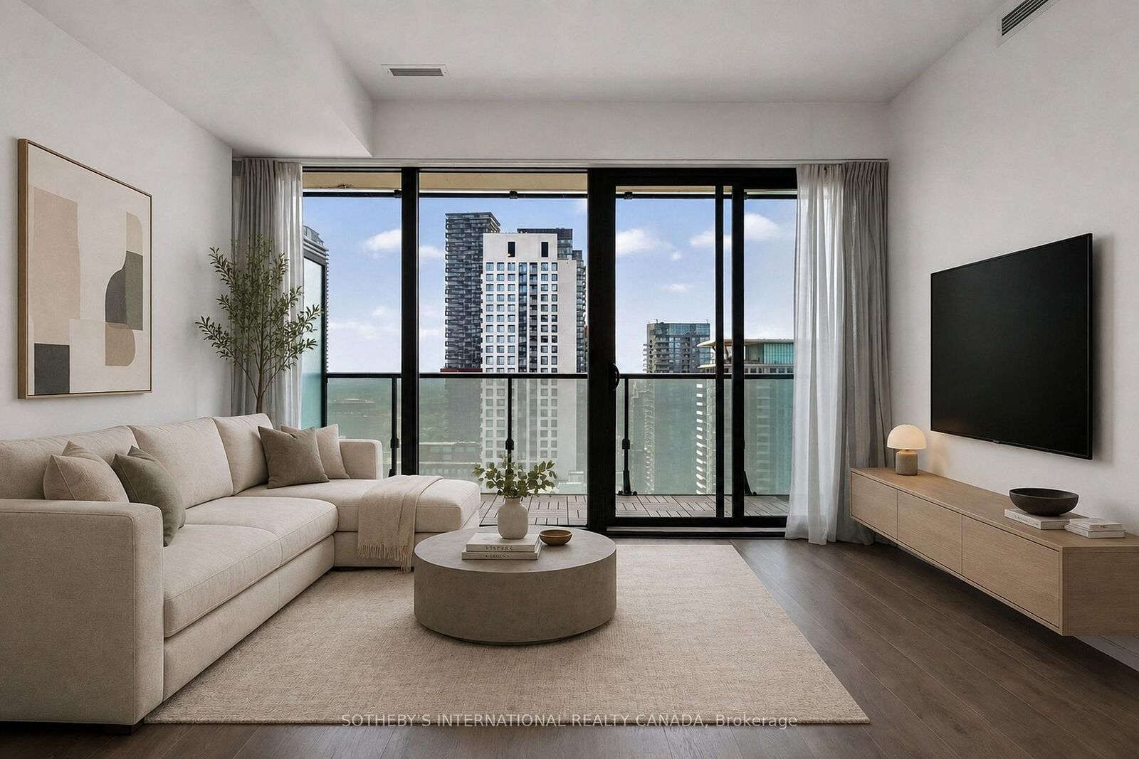 Property Photo:  161 Roehampton Avenue 3001  ON M4P 0C8 