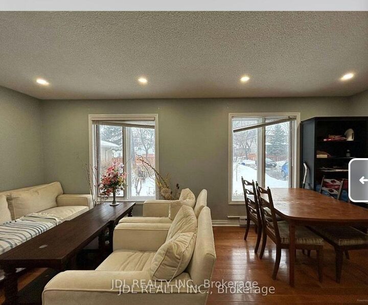Property Photo:  110 Robinson St Street Suite A Main Floor  ON L3P 1P1 