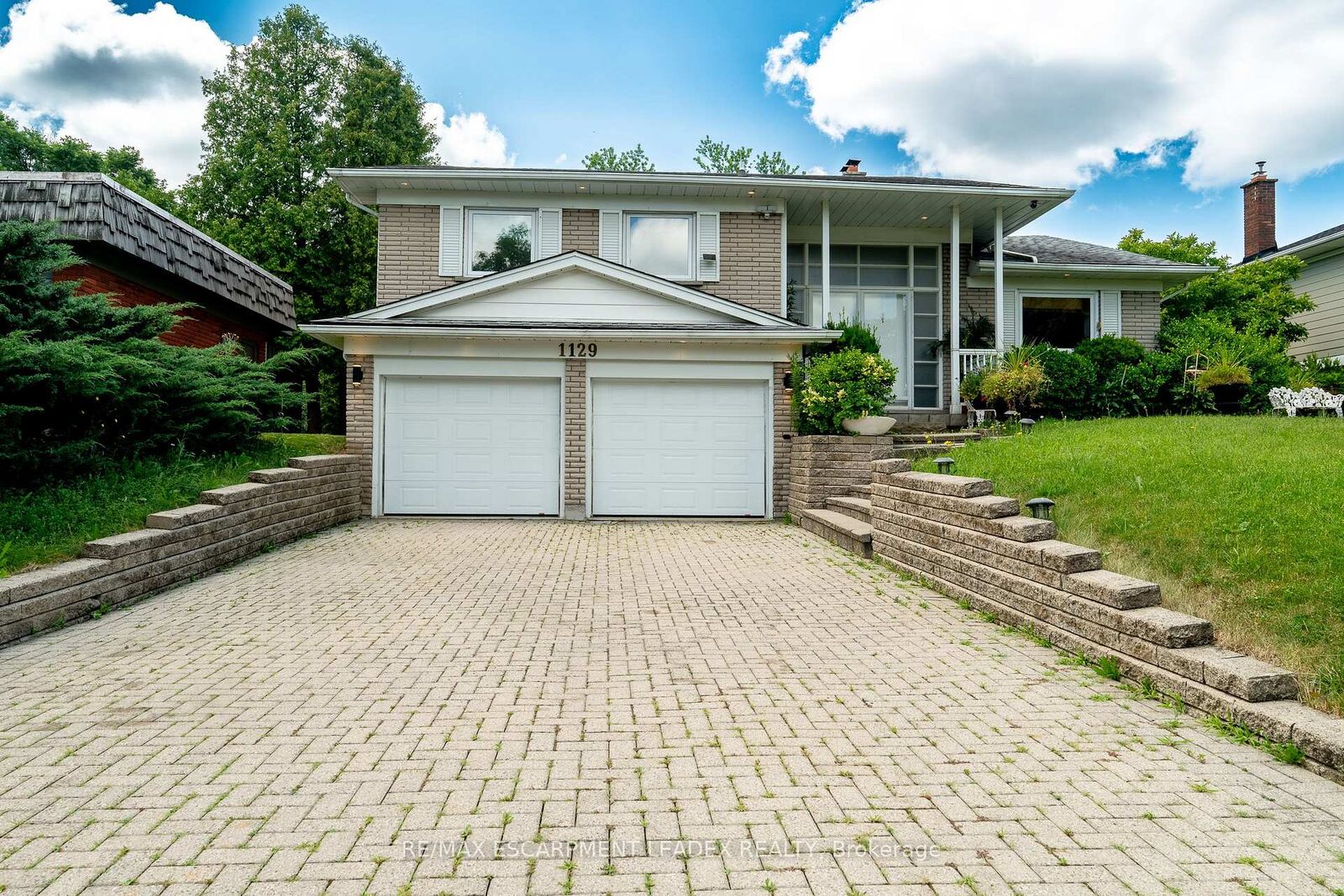 Property Photo:  1129 Scenic Drive  ON L9C 1H8 
