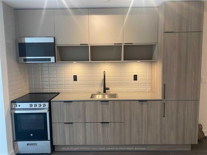 Property Photo: 35 Rolling Mills Road S556 ON M5A 0V6