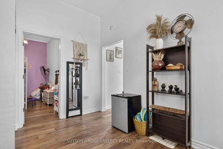 Property Photo: 174 Clarence Street ON N6B 2J7