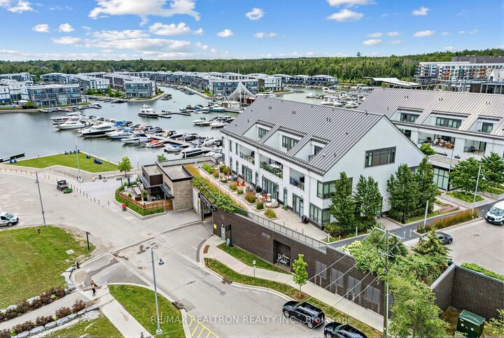 Property Photo: 233 Broward Way 8 ON L9S 0M5
