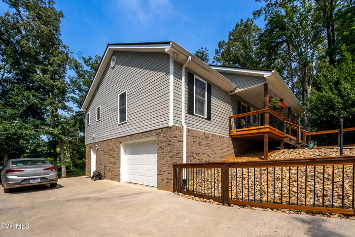 Property Photo:  191 Madeline Lane  TN 37857 