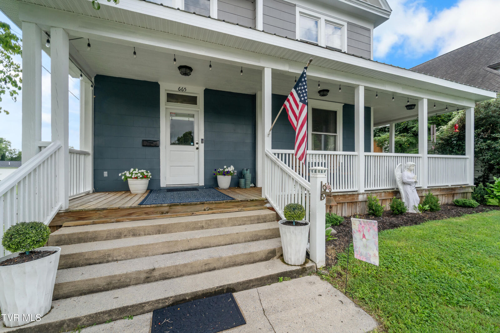 Property Photo: 665 Moore Street VA 24201