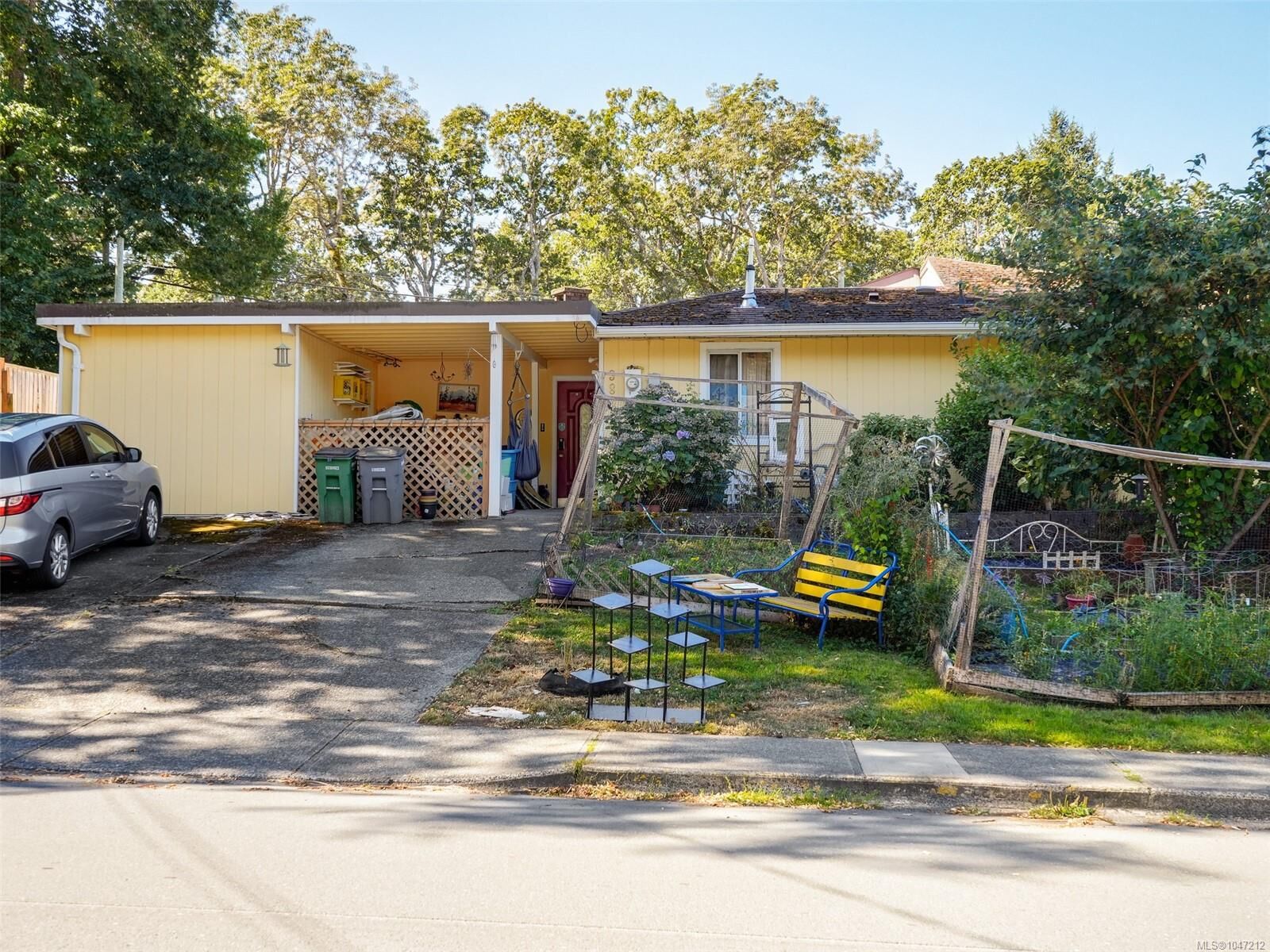 Property Photo: 3890 Braefoot Rd BC V8P 3T2