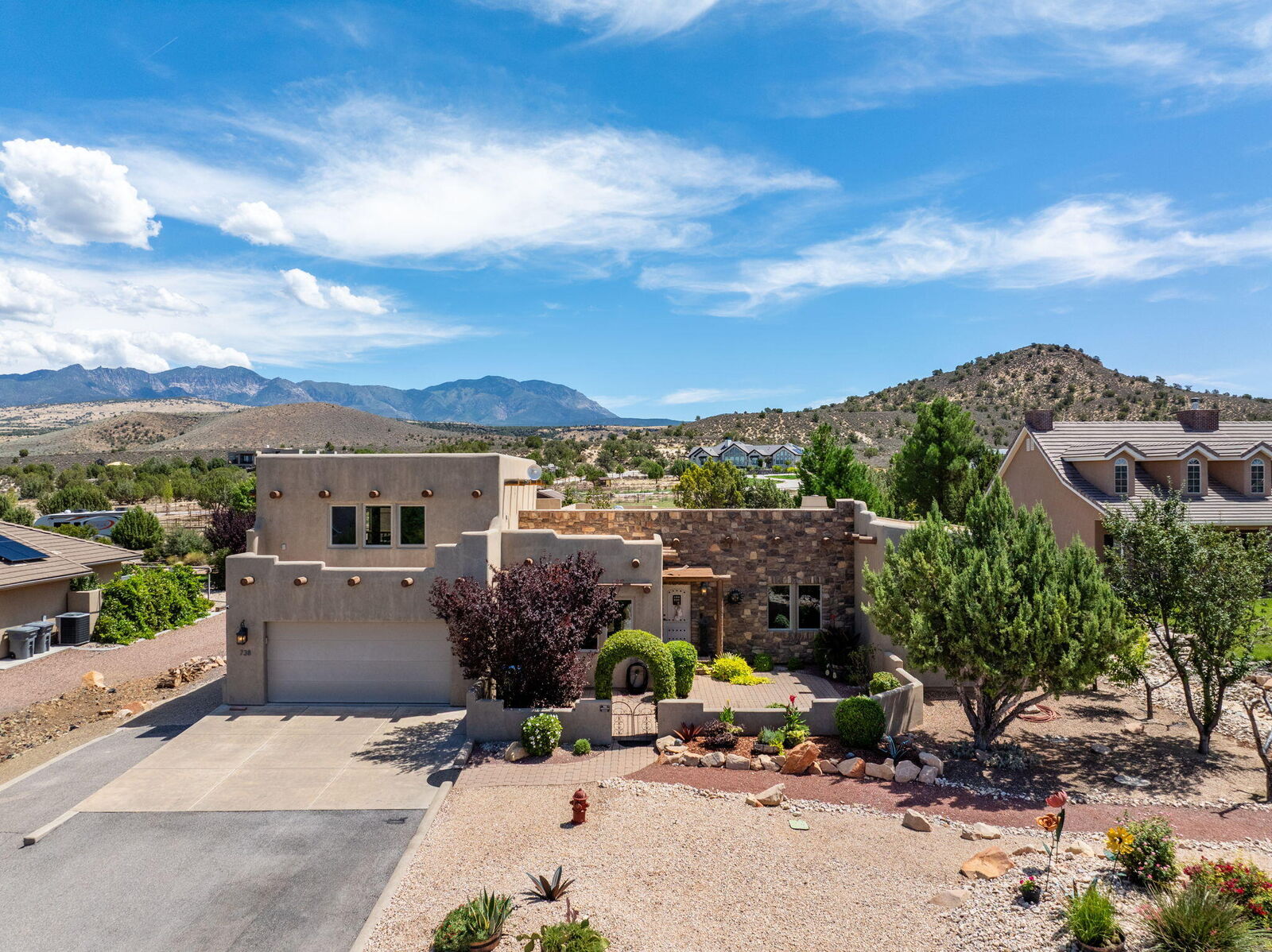 Property Photo:  738 N High Ground Dr  UT 84783 