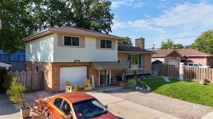 Property Photo: 1043 Talfourd Street ON N7S 1C7