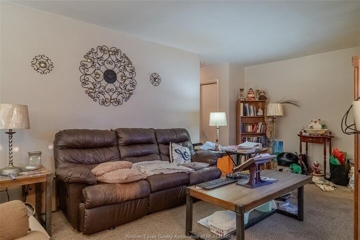 Property Photo: 118 Riverview Drive 512 ON N7M 1A5