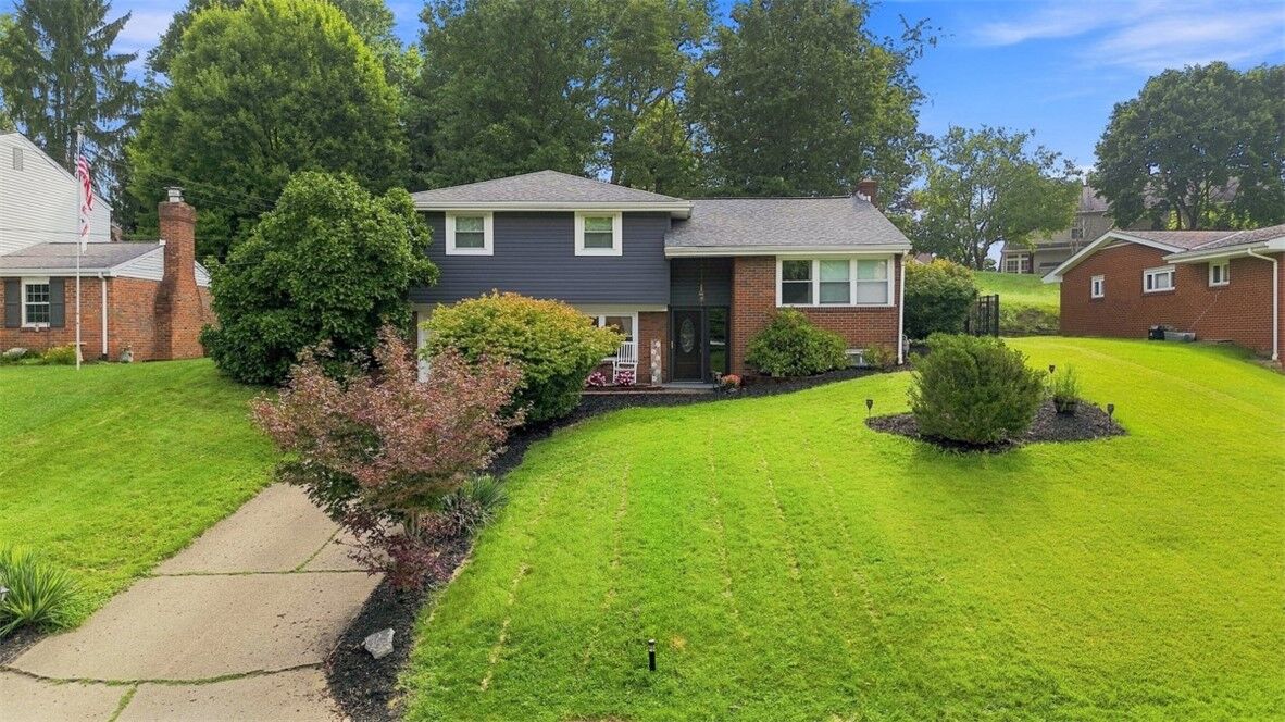Property Photo:  107 Joan Dr  PA 15209 