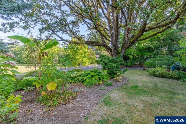 Property Photo:  780 Ratcliff Dr SE  OR 97302 