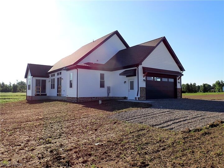 Property Photo: 3071 Meadow Creek Drive OH 44202