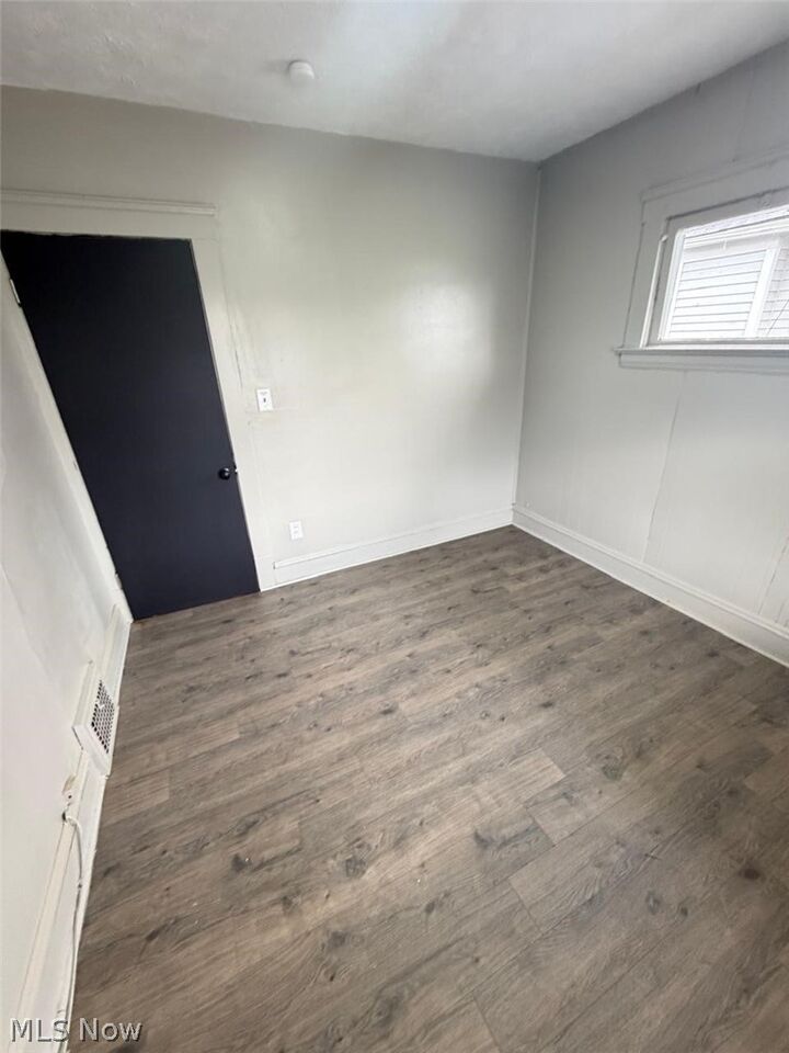 Property Photo: 9529 Mount Auburn Avenue Up OH 44104