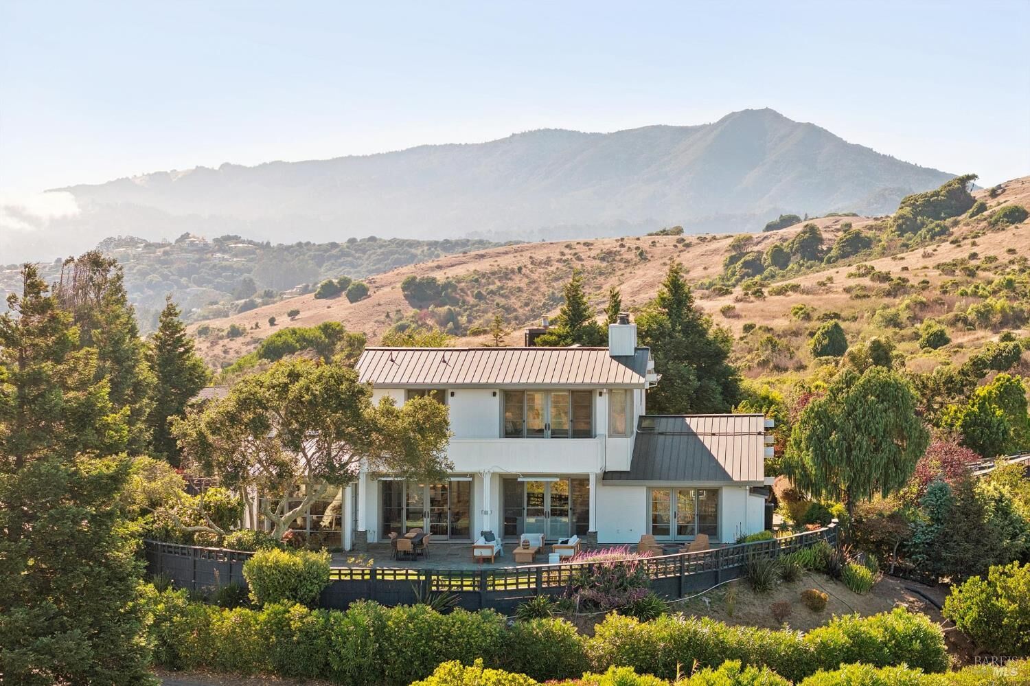 Property Photo:  24 Hillcrest Road  CA 94920 
