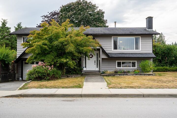 3067 Newberry Street — photo 1