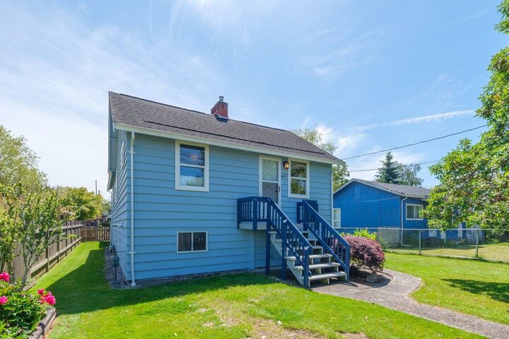 4412 W River Road — photo 1