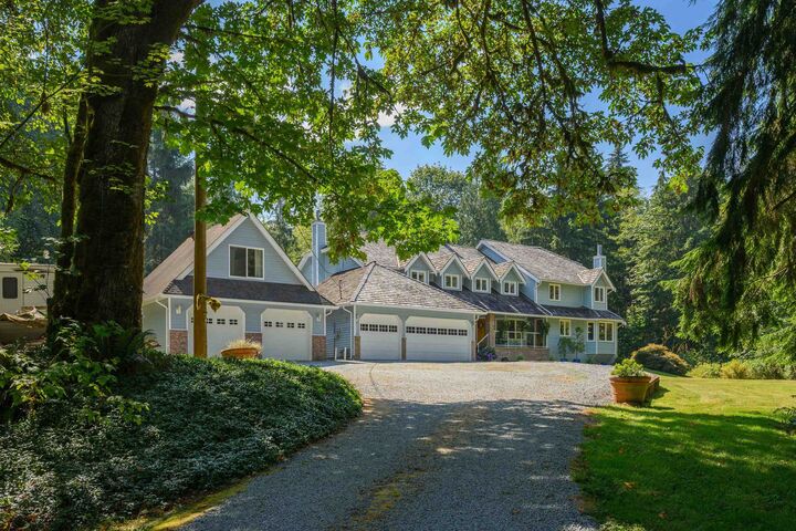 Property Photo: 26070 116 Avenue BC V4R 1Z6