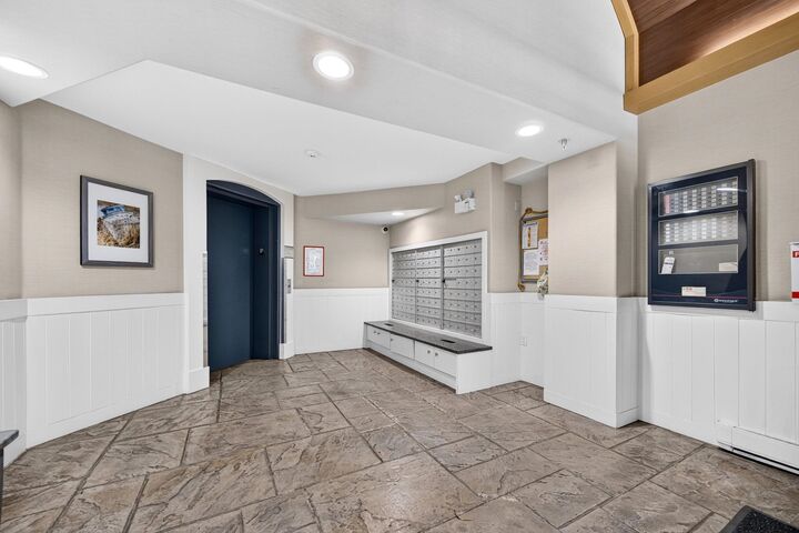 Property Photo: 12639 No.2 Road 422 BC V7E 6N6