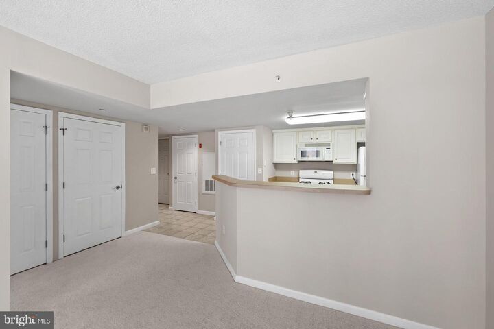 Property Photo: 11710 Old Georgetown Road 722 MD 20852