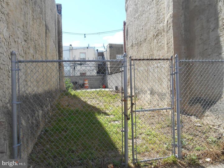 Property Photo: 1536 S 29th Street PA 19146