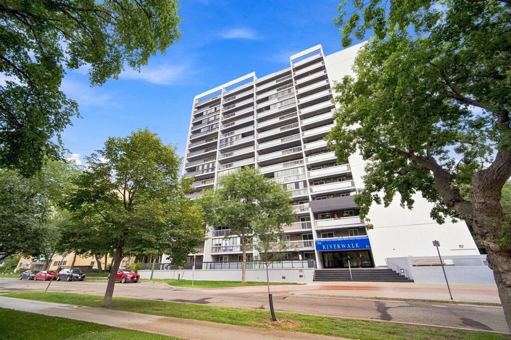Property Photo:  15 Kennedy Street  MB R3C 3X5 