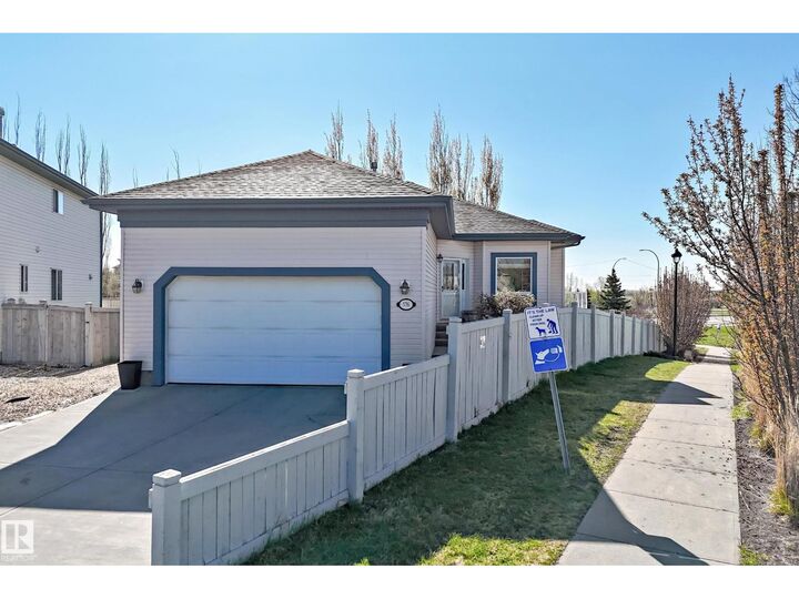 Property Photo:  576 Glenwright Cr NW  AB T5P 4E6 