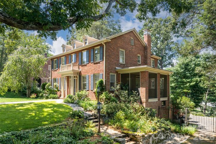 Property Photo: 17 Lynwood Road NC 28804
