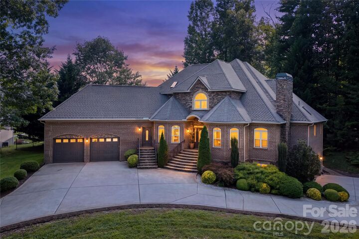 Property Photo:  38 Cane Brook Drive  NC 28748 