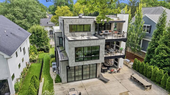 Property Photo: 3315 Menlo Avenue OH 45208