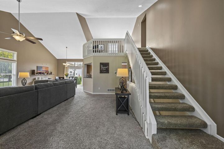 Property Photo:  4154 Hoffman Farms Drive  OH 43026 