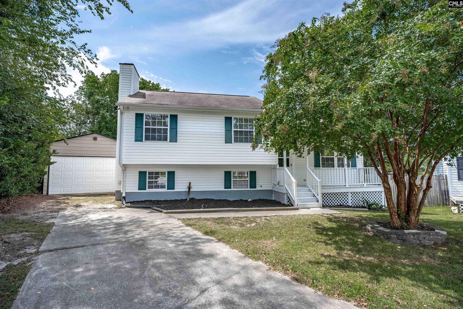 Property Photo: 213 Maple Tree SC 29073