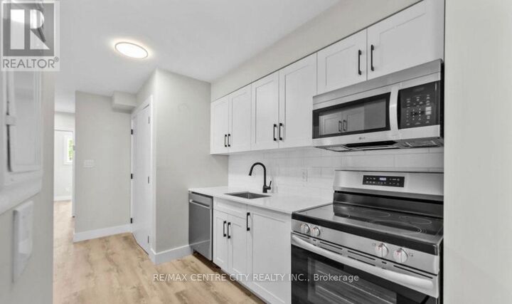 Property Photo:  400 North Scenic Drive North 3A  ON N5Z 3A8 
