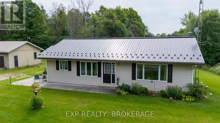 279 Munro Road — photo 1