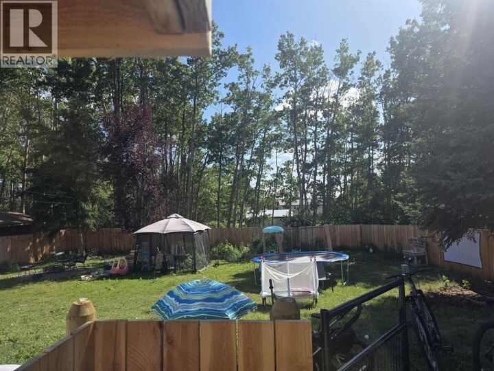 Property Photo: 332 Vanderview Drive BC V0J 3A2