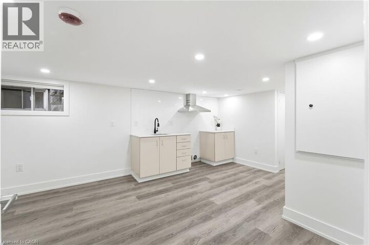 Property Photo: 968 Main Street East Lower ON L8M 1M8