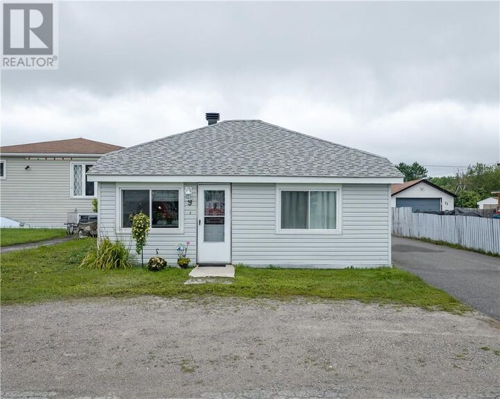 Property Photo: 9 Clyde Street ON P0M 1H0