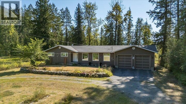 Property Photo: 317 Rose Road BC V0G 1Z0