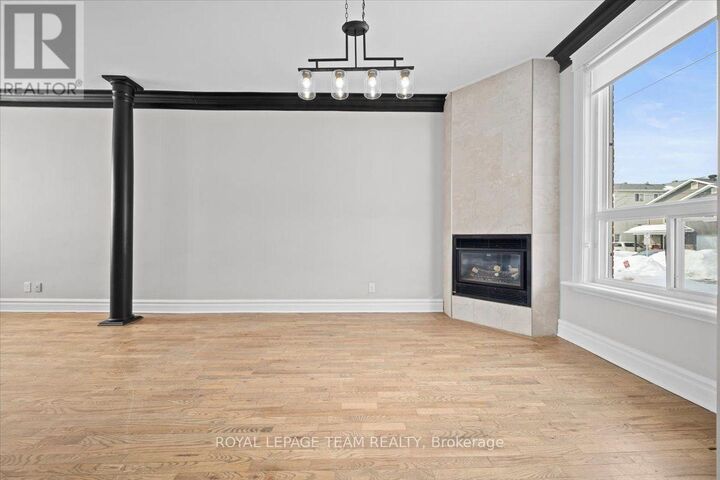 Property Photo: 132 Elm Street ON K1R 6N5