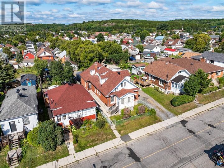 Property Photo:  359 Burton Street  ON P3C 4K4 