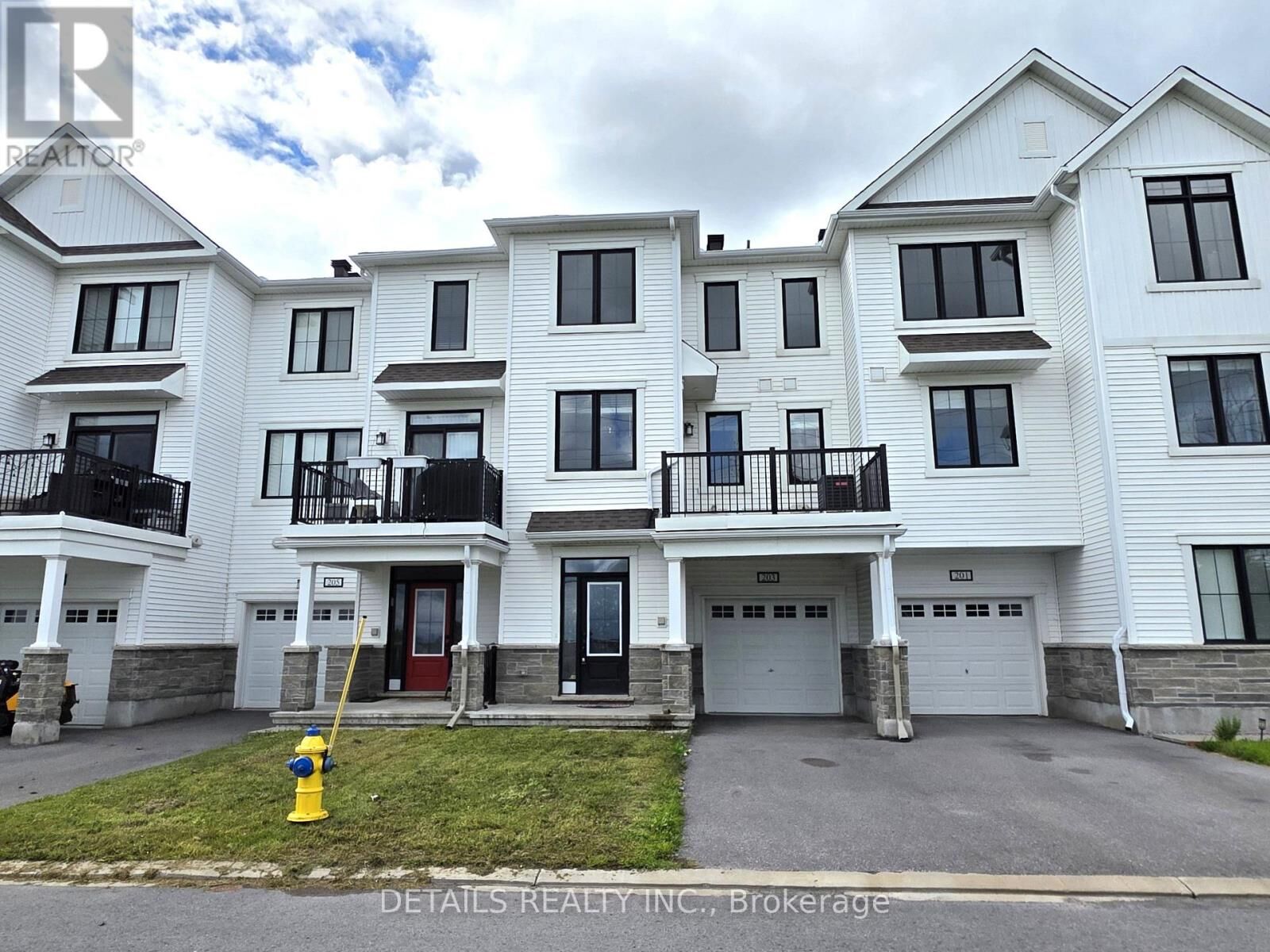 Property Photo:  203 Hibernian Walk  ON K2V 0R6 