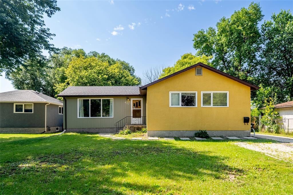 Property Photo: 411 Hudson Street MB R3T 0R1