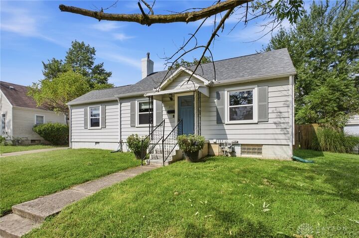 Property Photo: 2153 Courtland Avenue OH 45420