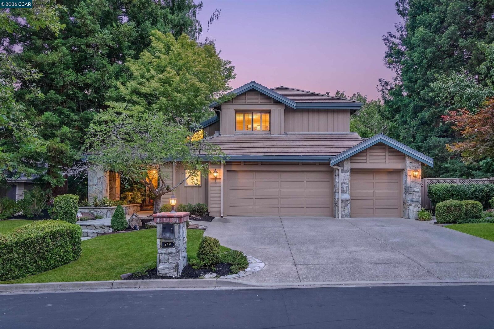 Property Photo:  549 Buttonwood Dr  CA 94506 