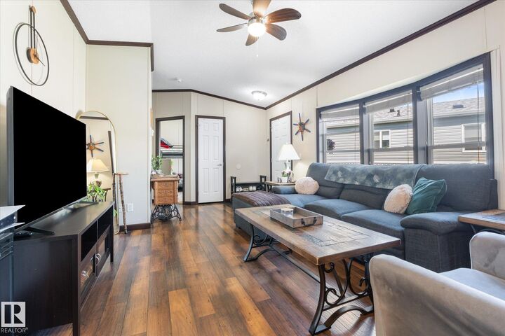 Property Photo:  1435 53222 Rge Rd 272  AB T7X 4M4 
