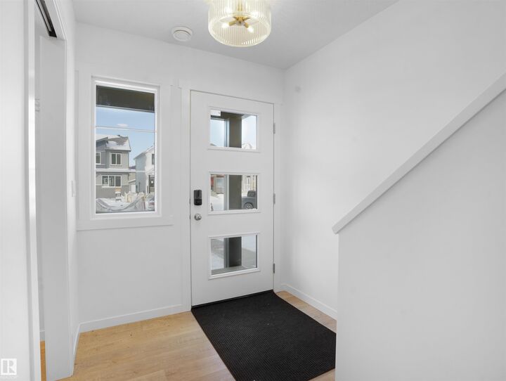 Property Photo:  530 Uplands Drive NW  AB T6M 3B9 