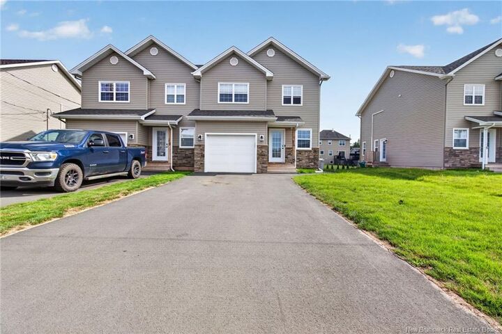 14 Rochefort Street — photo 1